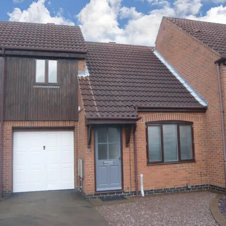 Rent this 2 bed house on Herons Court in West Bridgford, NG2 6QE