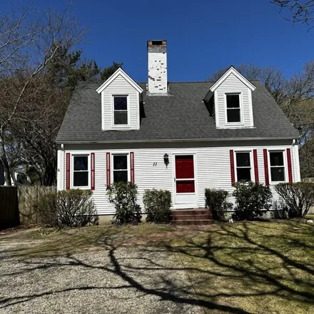 Buy this 3 bed house on 11 Maine Avenue in Englewood, Yarmouth