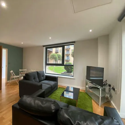 Image 1 - West One Panorama, Fitzwilliam Street, Devonshire, Sheffield, S1 4JY, United Kingdom - Apartment for rent