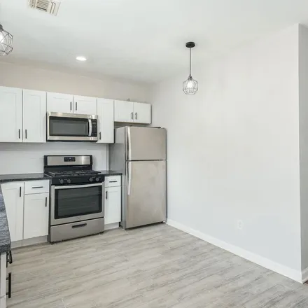 Rent this 1 bed apartment on Chester Avenue & 52nd Street in Chester Avenue, Philadelphia