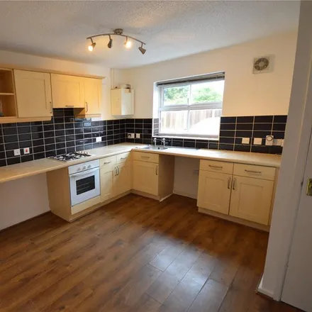 Image 2 - 2 Enville Close, Marston Green, B37 7GQ, United Kingdom - Townhouse for rent