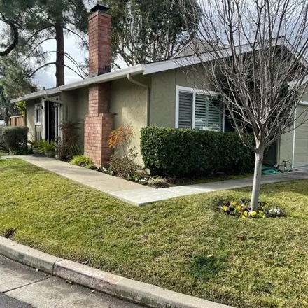 Image 6 - 105 Pine Wood Lane, Los Gatos, CA 95032, USA - House for rent