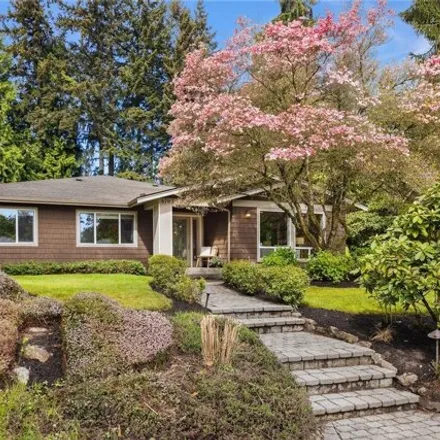 Buy this 4 bed house on 9083 Southeast 47th Street in Mercer Island, WA 98040