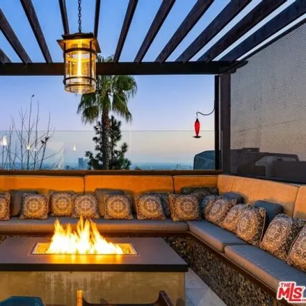 Image 6 - 1380 Summitridge Place, Beverly Hills, CA 90210, USA - House for sale
