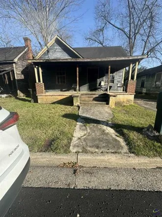 Buy this studio house on 761 Pine Street in Fort Valley, GA 31030