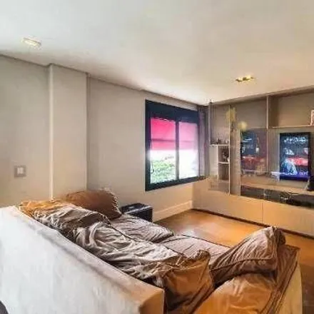 Buy this 3 bed apartment on Rua Mariano Procópio in Vila Monumento, São Paulo - SP