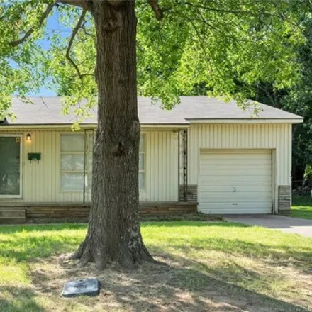 Buy this 3 bed house on 1124 N Maple Ave in Sand Springs, Oklahoma