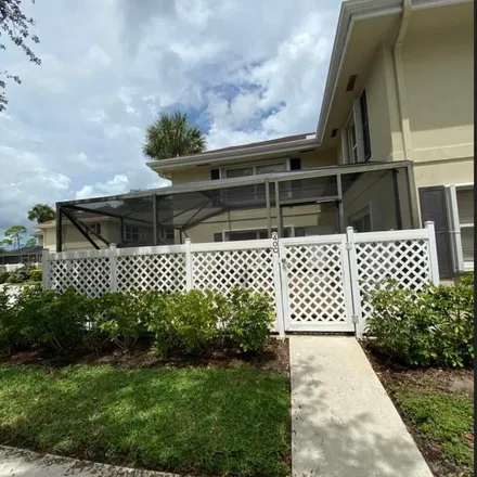 Image 8 - 1 Essex Court, Royal Palm Beach, Palm Beach County, FL 33411, USA - Apartment for rent