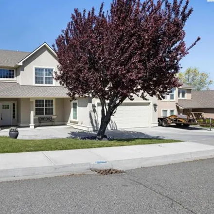 Buy this 4 bed house on 3612 South Keller Street in Kennewick, WA 99337