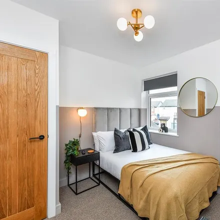 Rent this 1 bed room on 218 Belvedere Road in Burton-on-Trent, DE13 0RE