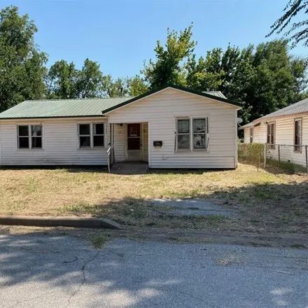 Buy this 3 bed house on 152 West Louisiana Avenue in Anadarko, OK 73005