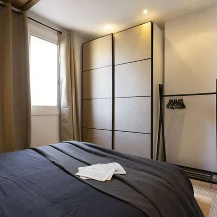Image 5 - Carrer de Girona, 72, 08001 Barcelona, Spain - Apartment for rent