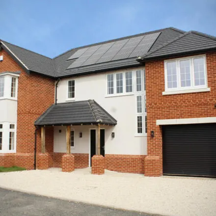 Buy this 5 bed house on Stretton Road in Stretton on Dunsmore, CV23 9JG