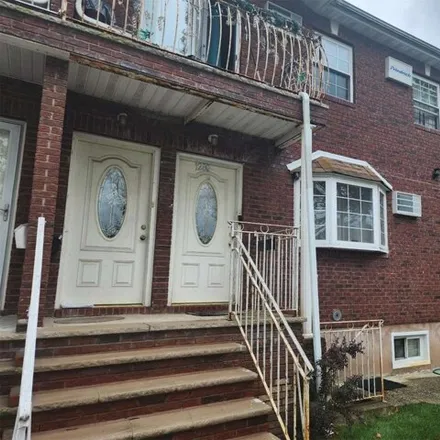 Buy this 6 bed house on 1280 East 100th Street in New York, NY 11236