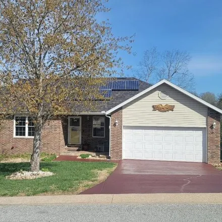 Buy this 3 bed house on 199 Tyler Street in Branson, MO 65616