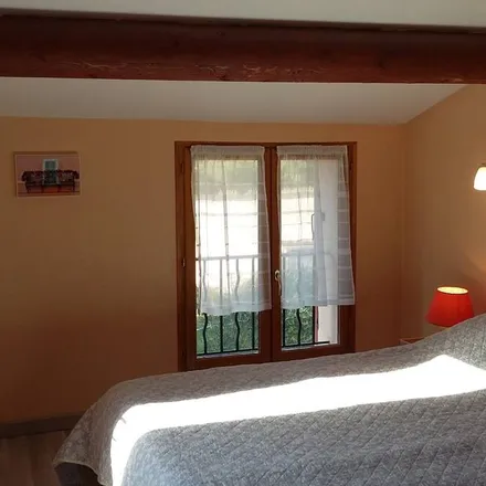 Rent this 3 bed house on Route de Carpentras in 84410 Bédoin, France