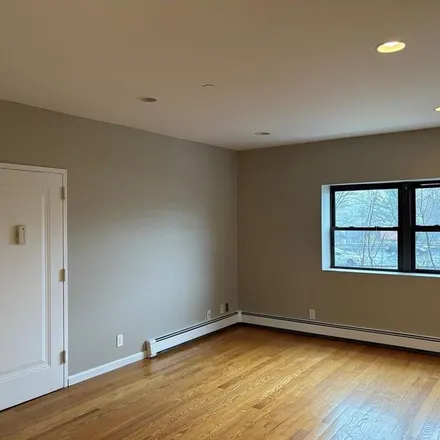 Rent this 2 bed apartment on 3 Sherman Avenue in Chester Hill Park, City of Mount Vernon