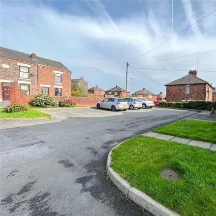 Buy this 3 bed townhouse on Board Street in Ashton-under-Lyne, OL6 9LF