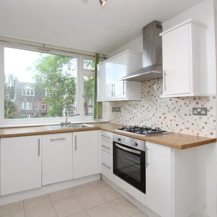 Rent this 3 bed townhouse on 62;64 Alexandra Gardens in London, N10 3RL