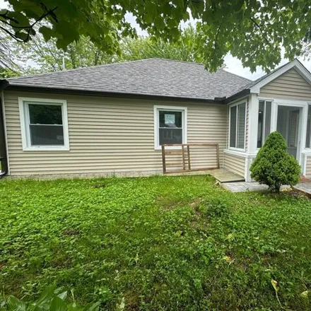 Buy this 3 bed house on 6 Pearl Harbor Place in Bridgeport, CT 06610