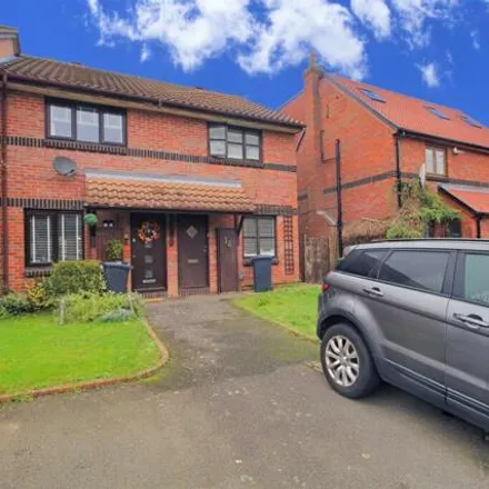 Buy this 2 bed townhouse on Faverolle Green in Cheshunt, EN8 0UJ