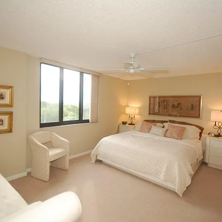 Image 8 - South Ocean Boulevard, Highland Beach, Palm Beach County, FL 33487, USA - Apartment for rent