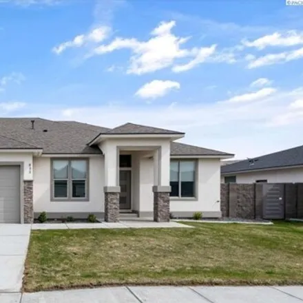 Buy this 3 bed house on Waylon Drive in West Richland, WA 99353