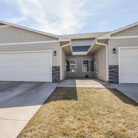 Buy this 3 bed house on South Alki Place in Sioux Falls, SD 57108