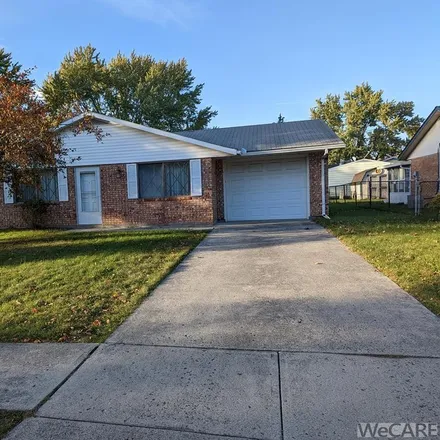Buy this 3 bed house on 1140 Biscayne Drive in Lima, OH 45801