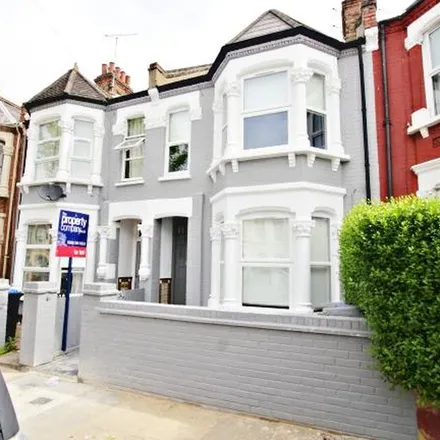 Rent this 3 bed apartment on Food and Wine in 108 High Road, Willesden Green