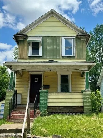 Buy this 2 bed house on 423 Weeks Street in Akron, OH 44306