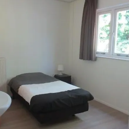 Rent this 1 bed apartment on Gestelsestraat 187 in 5654 AK Eindhoven, Netherlands