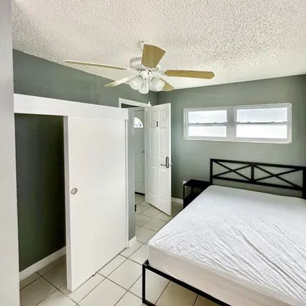 Image 2 - Port Richey, FL, US - Room for rent