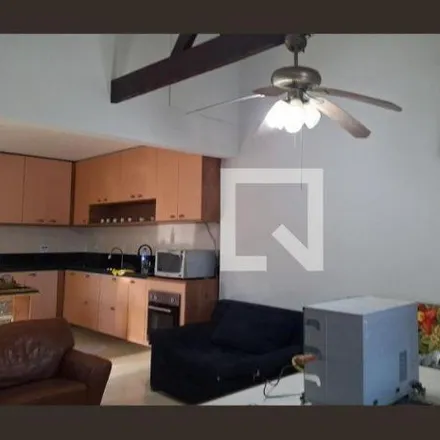 Rent this 3 bed house on Rua Manoel Fernandes Vicente in Praia Grande, Praia Grande - SP