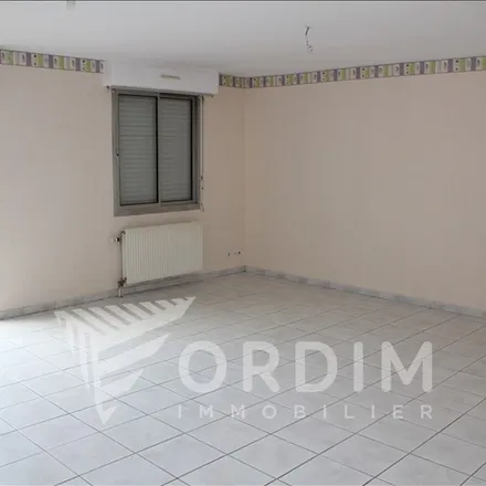 Rent this 3 bed apartment on 5 Les Montants de Béru in 89700 Tonnerre, France