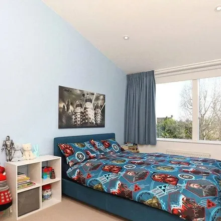 Rent this 5 bed apartment on Cedar Court in London, SW19 5HU