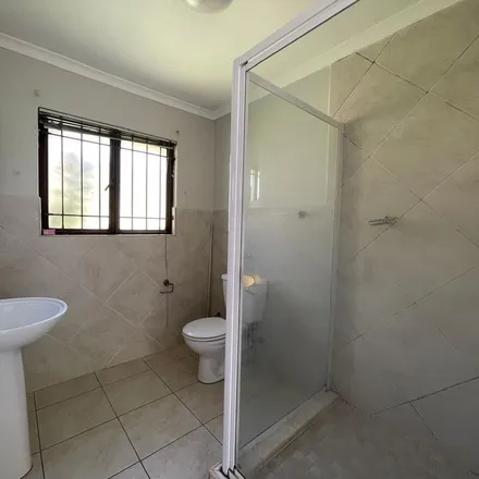 Image 5 - M7, Moseley Park, Queensburgh, 3620, South Africa - Townhouse for rent