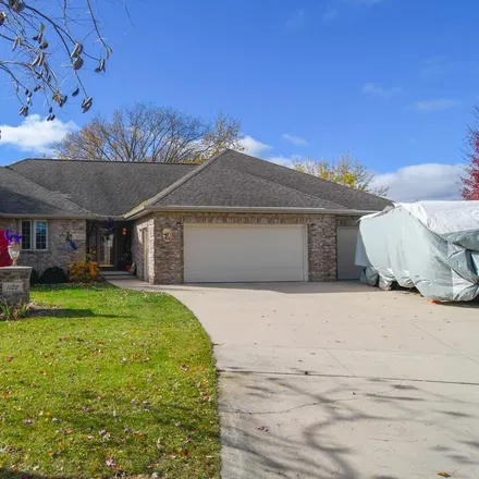 Buy this 4 bed house on 1122 Tara Marie Court in Green Bay, WI 54313