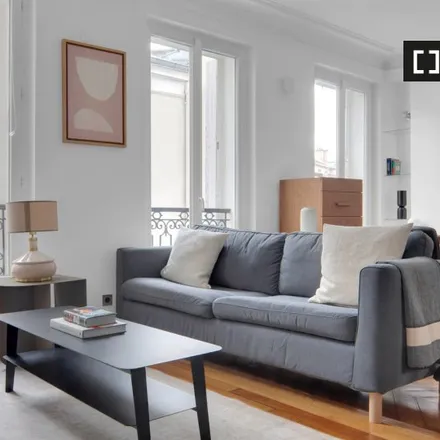 Rent this studio apartment on Mairie du 5e arrondissement in 21 Place du Panthéon, 75005 Paris
