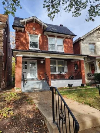 Buy this 4 bed house on 5813 Pershing Avenue in St. Louis, MO 63112