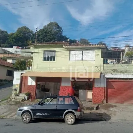 Buy this 2 bed house on Rua Coronel Virgílio Silva in Vila Menezes, Poços de Caldas - MG