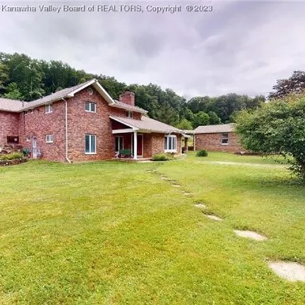 Buy this 4 bed house on Darnell Road in West Pea Ridge, Cabell County