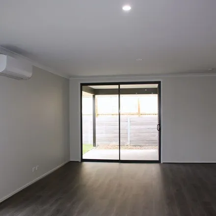 Image 5 - Whitsunday Court, Pimpama QLD 4209, Australia - Apartment for rent