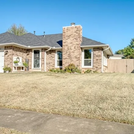 Buy this 3 bed house on 9913 North 107th East Avenue in Owasso, OK 74055