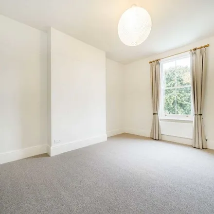 Image 5 - St Mary's Convent, The Butts, London, TW8 8BQ, United Kingdom - Duplex for rent