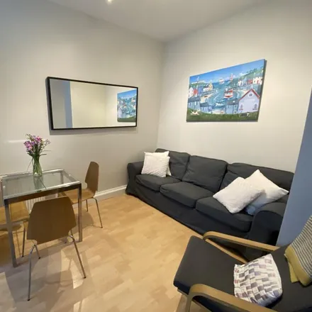 Image 2 - 7 South Oxford Street, City of Edinburgh, EH8 9QF, United Kingdom - Apartment for rent