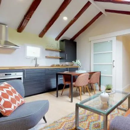 Rent this 2 bed apartment on Calle del Barquillo in 33, 28004 Madrid