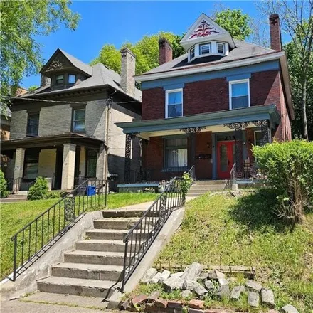 Buy this studio house on 215 South Aiken Avenue in Pittsburgh, PA 15206