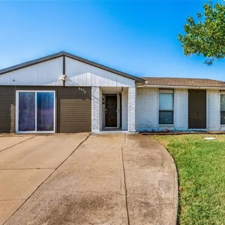 Buy this 3 bed house on 6900 Sandybrook Dr in Fort Worth, Texas
