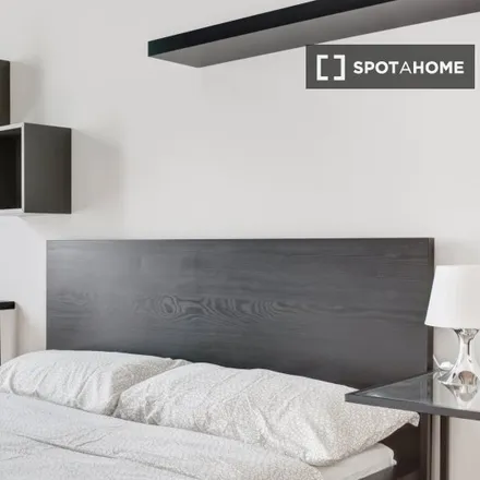 Rent this 3 bed room on Via Giacomo Boni in 20144 Milan MI, Italy